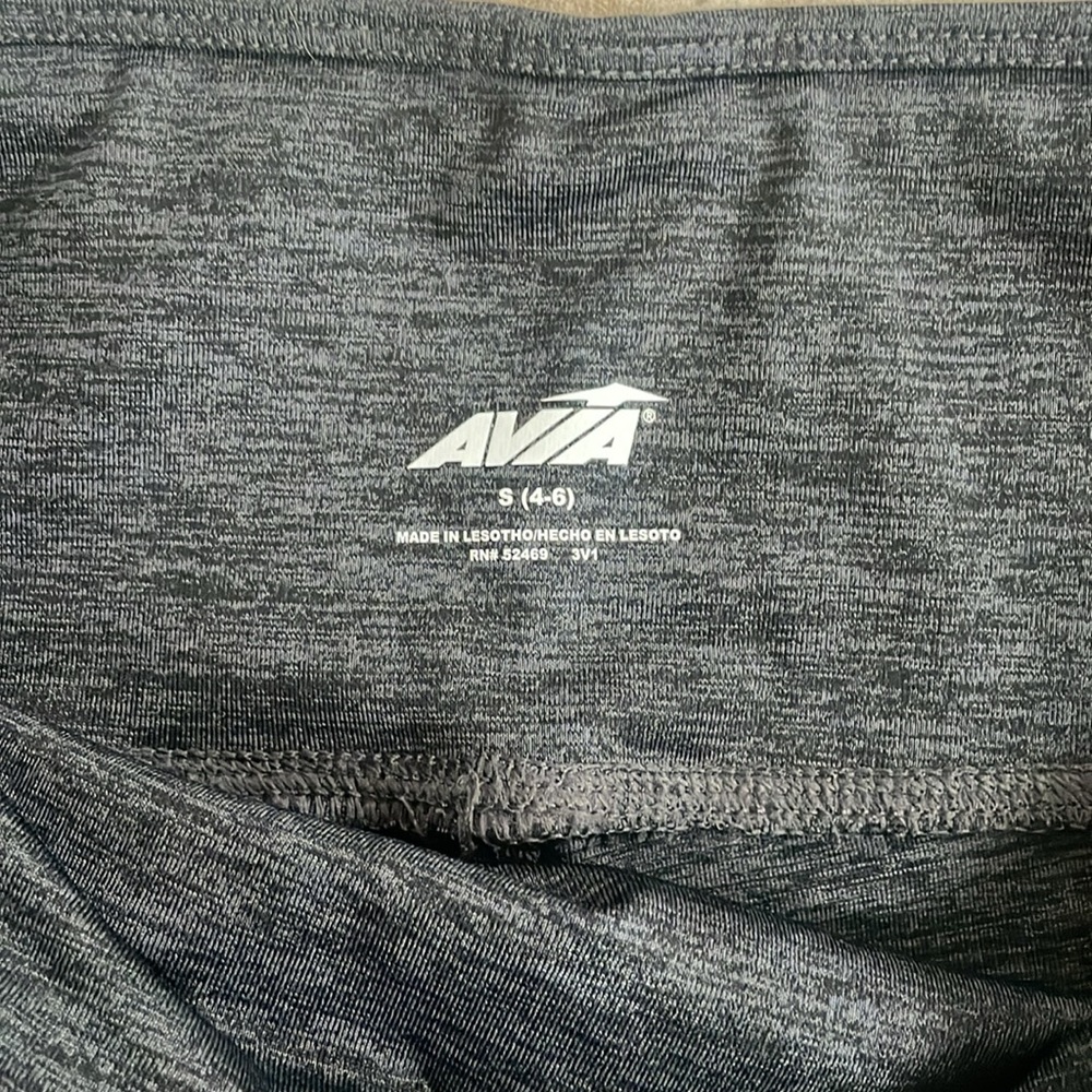 Capris - Picture 2 of 3